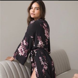 NWT: Soma Cool Nights Short Robe